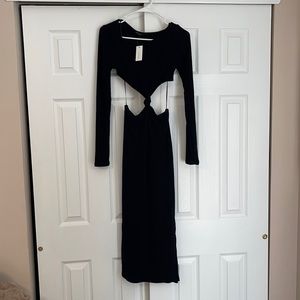 Long Sleeve, Brand New, Black Sweater Dress with Knot in the Middle!
